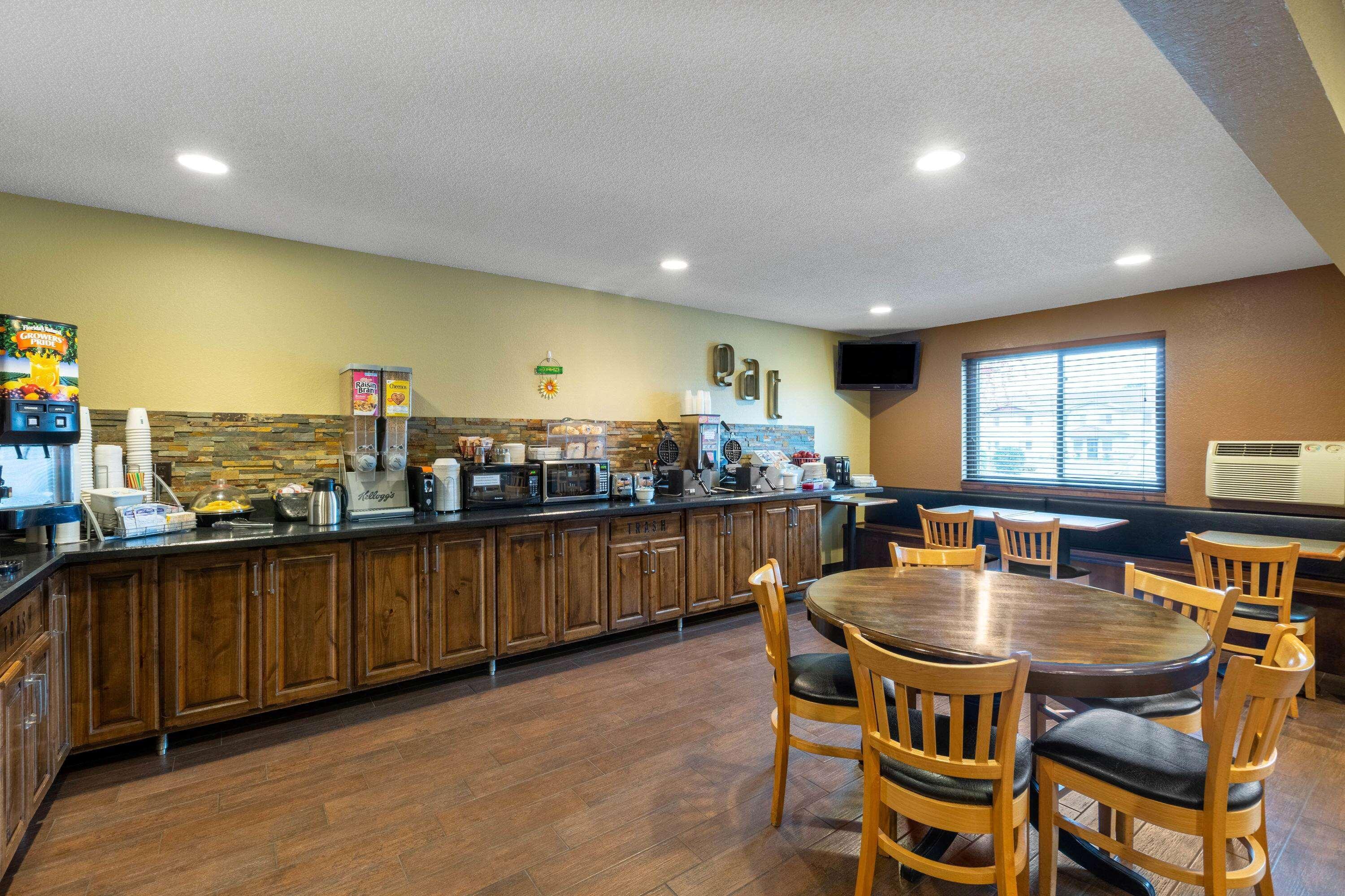 Super 8 By Wyndham Bemidji Mn Exterior foto